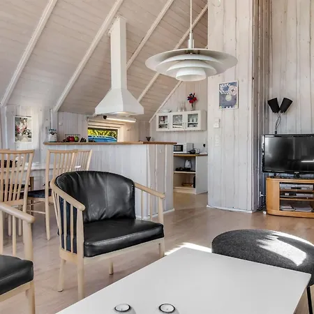 בית נופש Almina - 1km From The Sea By Interhome Molby