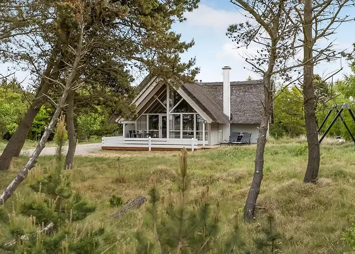 Holiday home Almina - 1km From The Sea By Interhome *