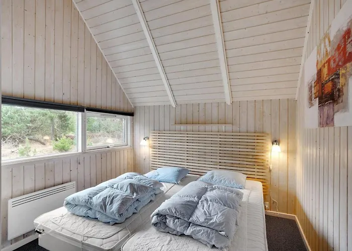 Almina - 1km From The Sea By Interhome